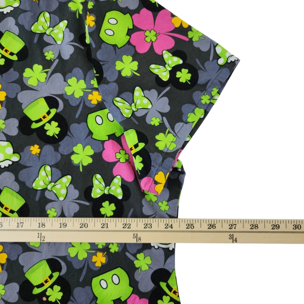 Disney Mickey Minnie St Patricks Day Scrub Top V-Neck Grey Green Pink XL - Picture 3 of 5